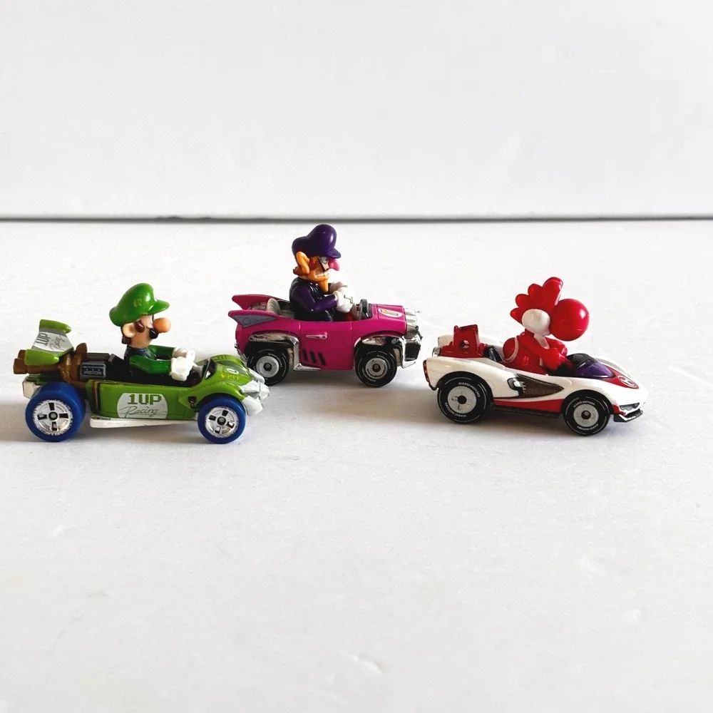 Hot Wheels‎ Mario Kart Diecast Car Lot Luigi Waluigi Yoshi 1/64 Scale Nintendo